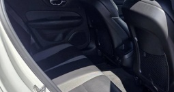 VOLVO S60 B4 R-DESIGN FWD AT