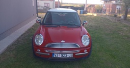 Mini Cooper 1.6 benzin reg.godinu dana