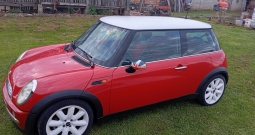 Mini Cooper 1.6 benzin reg.godinu dana