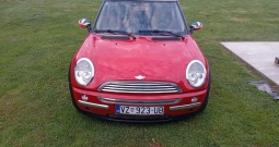 Mini Cooper 1.6 benzin reg.godinu dana