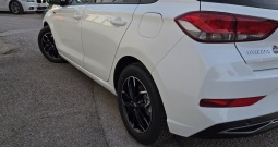 Hyundai i30 1.6 CRDI, Reg 11/2026, HR auto, servisna, Navi, Drive assist