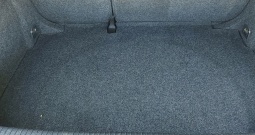 Vw golf 1.9 tdi. Nije uvoz. Ispis kilometara STP. Registriran do 16.4. 2027.