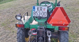 Vinogradarski traktor Ferrari