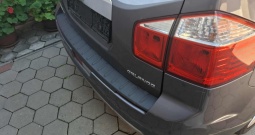 Karambolirano vozilo - u dijelovima