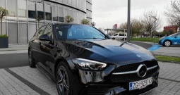 Mercedes-Benz C-klasa 220d AMG / 11.600 km / 4 g Garancija / 220 ks