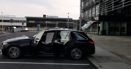 Mercedes-Benz C-klasa 220d AMG / 11.600 km / 4 g Garancija / 220 ks