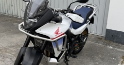 Honda Transalp 750 XL, prvi vlasnik, dodatna oprema, 2024 god.