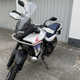 Honda Transalp 750 XL, prvi vlasnik, dodatna oprema, 2024 god.