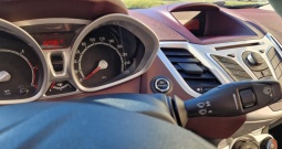 Ford fiesta 1.6 tdci titanium - keyless