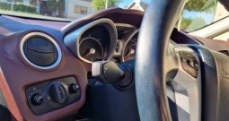 Ford fiesta 1.6 tdci titanium - keyless