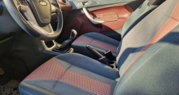 Ford fiesta 1.6 tdci titanium - keyless
