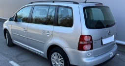 VW Touran 1.6i, 2009.g, reg 1 g, dvozonska klima, ispis km, nije uvoz