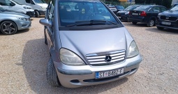 Mercedes- Benz A- klasa 160 Classic reg do 9 klima 139000 km mala potrošnja