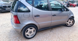 Mercedes- Benz A- klasa 160 Classic reg do 9 klima 139000 km mala potrošnja