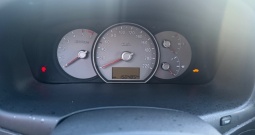 Prodaje se Kia Carens 2.0 CRDI