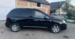 Prodaje se Kia Carens 2.0 CRDI