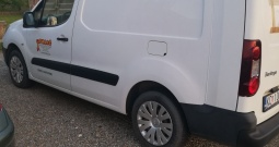 Prodaje se očuvan Citroen Berlingo 1,6 HDi
