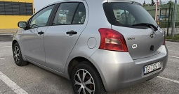 Toyota Yaris 1.3 VVT-i, registriran do 04/2027