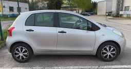 Toyota Yaris 1.3 VVT-i, registriran do 04/2027