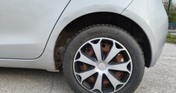 Toyota Yaris 1.3 VVT-i, registriran do 04/2027