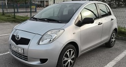 Toyota Yaris 1.3 VVT-i, registriran do 04/2027