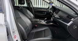 Bmw serija 5 520d sport luxury redizajn automatik *novo* virtual*koža