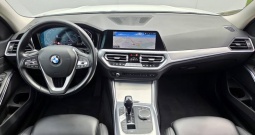 BMW SERIJA 3 320i