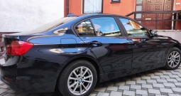 BMW 318 - sportska sjedala, krovni prozor, registriran