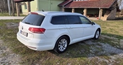 VW Passat Variant 1.6 TDI Bluemotion Comfortline Reg 5/2027. Servisna knjiga.