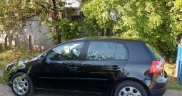 Vw golf 5 1.9 tdi. Nije uvoz. Ispis kilometara STP. Reg do 16 4 2027.