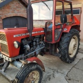 Ursus C-335 sa kabinom i kompresorom