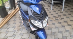Prodajem skuter peugeot spedfight2