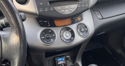 Toyota RAV4 2.2D-4D-limited-reg.04/2027-garažiran