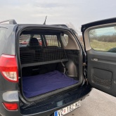Toyota RAV4 2.2D-4D-limited-reg.04/2027-garažiran