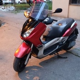 Yamaha X-MAX 250