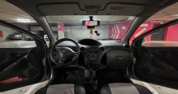 Yaris 1,3 VVTI 2003 64kw registriran godinu dana!