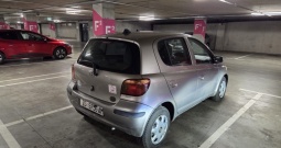 Yaris 1,3 VVTI 2003 64kw registriran godinu dana!
