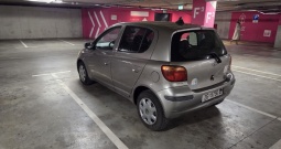 Yaris 1,3 VVTI 2003 64kw registriran godinu dana!