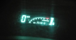 Yaris 1,3 VVTI 2003 64kw registriran godinu dana!