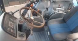 traktor NEW HOLLAND 100 ks
