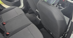 Prodajem auto
