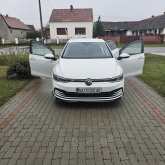 Prodajem auto