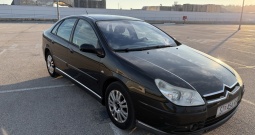 Citroen C5 2.0 HDI Registriran do 4.2027. Napravljen veliki servis