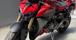 Ducati Streetfighter V2