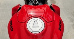 Ducati Streetfighter V2
