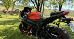 Suzuki gsx-r 600 k8