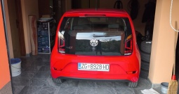 Prodajem VW Up show, prvi vlasnik