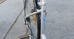 Bicikl alu rama 18" (M ) alu felge , shimano 21 brz. kao novo , 150€