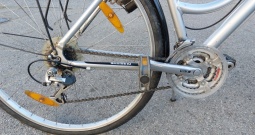 Bicikl alu rama 18" (M ) alu felge , shimano 21 brz. kao novo , 150€