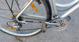 Bicikl alu rama 18" (M ) alu felge , shimano 21 brz. kao novo , 150€
